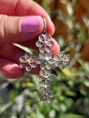Floral Filigree Cross Pendant Necklace - Sterling Silver